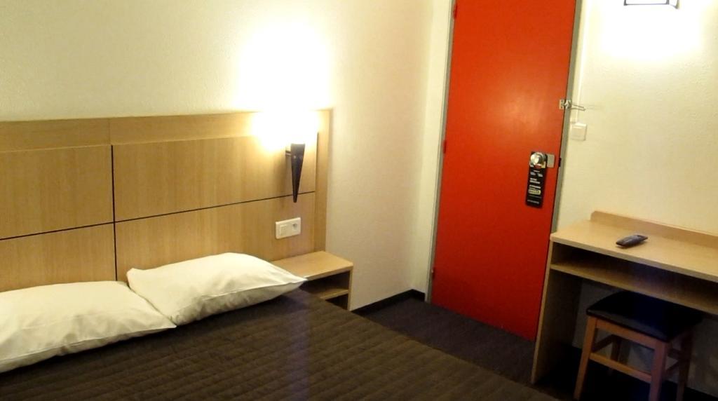 Hotel Class'Eco Courcouronnes Exterior foto
